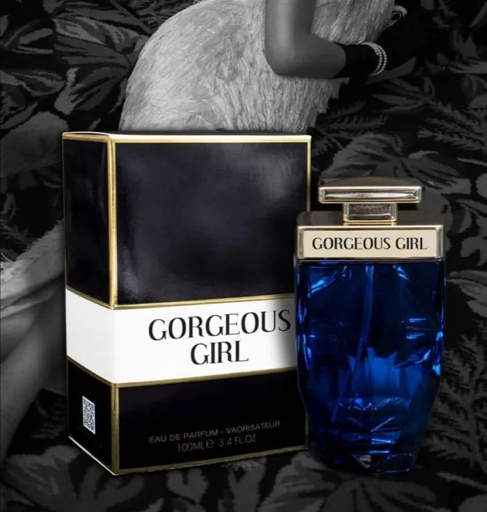 PARADISE GONGEROUS GIRL